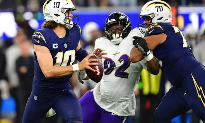Justin Madubuike recorded half a sack against the Los Angeles Chargers, bringing his season total to 10.0 sacks.